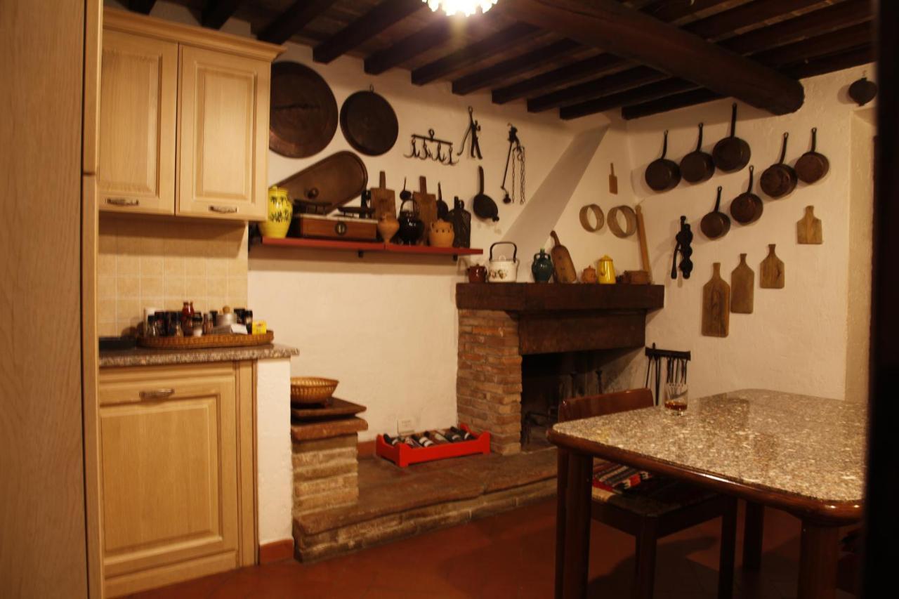 Maison d'hôtes Sassi Bianchi à Sensano Extérieur photo