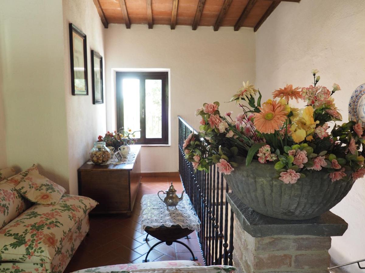 Maison d'hôtes Sassi Bianchi à Sensano Extérieur photo