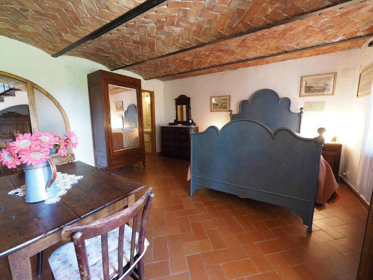 Maison d'hôtes Sassi Bianchi à Sensano Extérieur photo