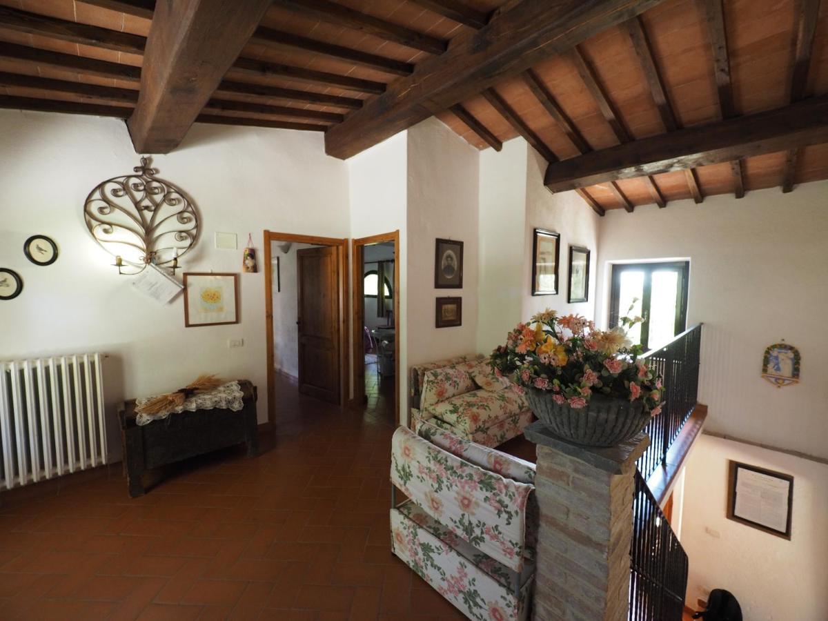 Maison d'hôtes Sassi Bianchi à Sensano Extérieur photo