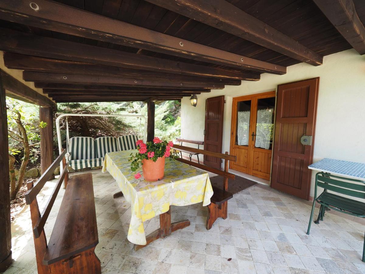 Maison d'hôtes Sassi Bianchi à Sensano Extérieur photo